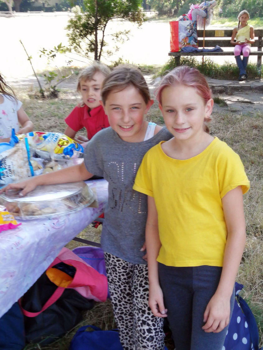 Parties on the Common